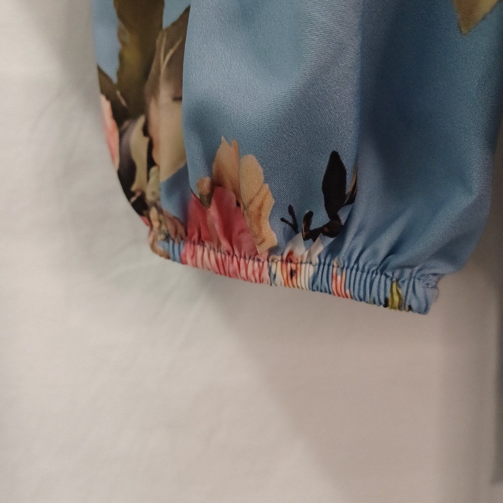 Women's Blue Floral Off Shoulder Daisy Duke Southern Charm Waist Tie Crop Size L - Picture 9 of 9